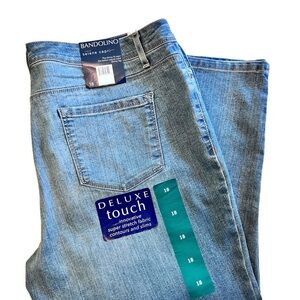 Bandolino Jean Capris Size 18